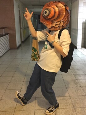 「school」｜「アイテム（腕時計）」を使った、黃亘薇さん（レディース・158cm）の夏コーディネート