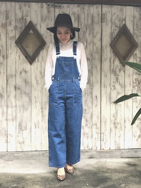 「OVoVO（オーヴォ）のアイテム（サロペット/オーバーオール）」を使った、Akiさん（レディース・153cm）の秋コーディネート