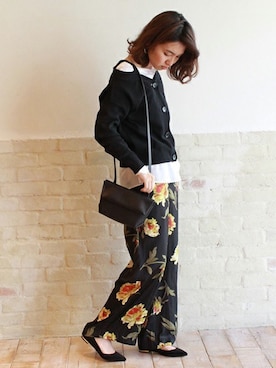 「Lami（ラミ）のアイテム」を使った、tomoさん（レディース・165cm）の春コーディネート