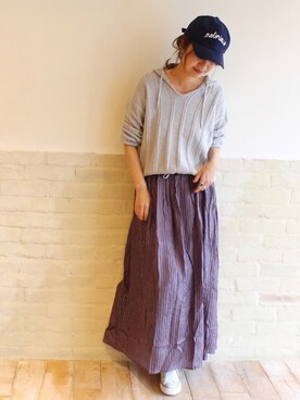 「FRAMeWORK（フレームワーク）のアイテム（キャップ）」を使った、tomoさん（レディース・165cm）の秋コーディネート