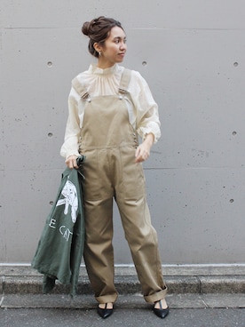 「Dickies（ディッキーズ）のアイテム（サロペット/オーバーオール）」を使った、tomoさん（レディース・165cm）の冬コーディネート