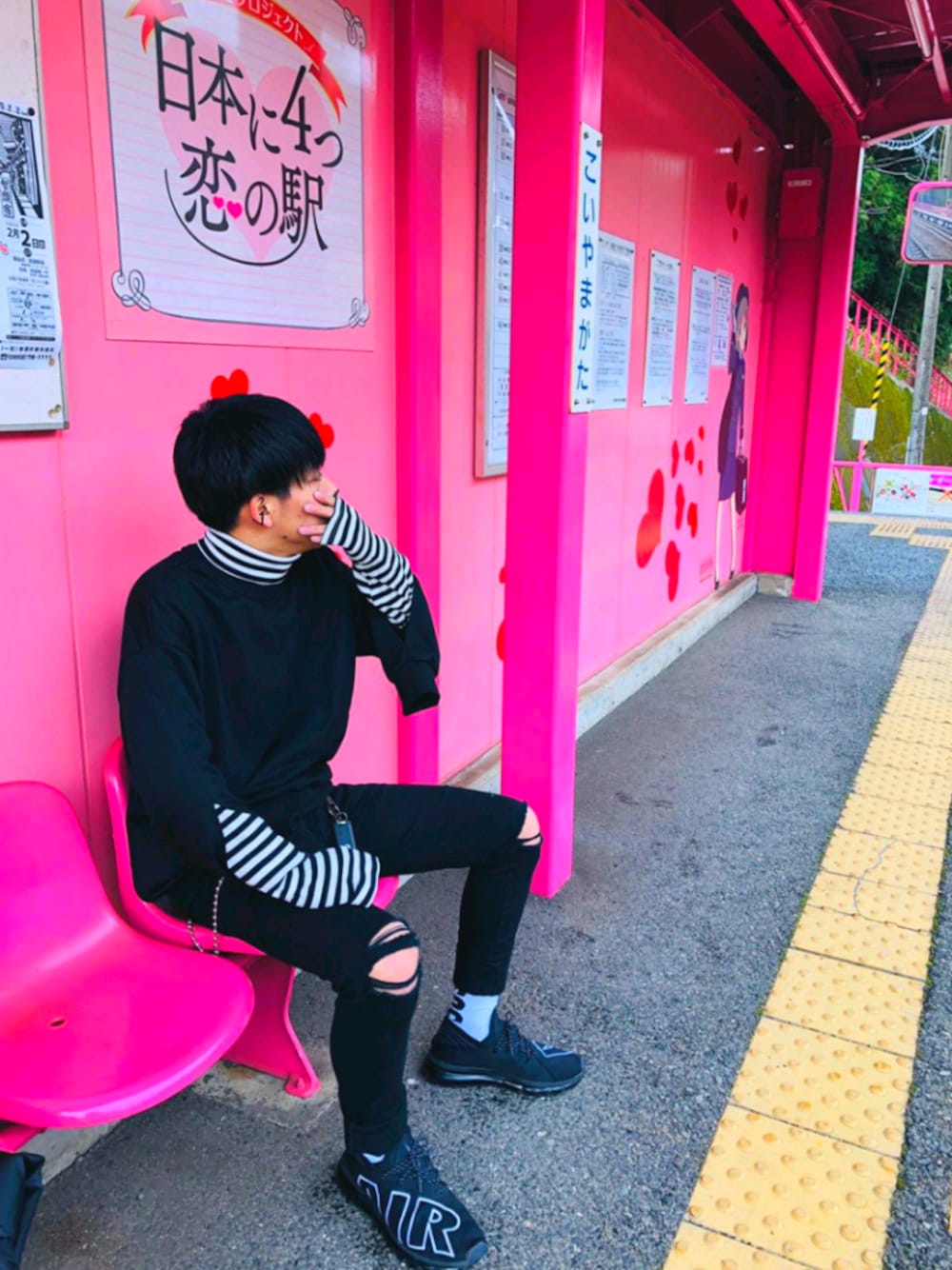 「韓国ファッション、韓国ブランド、韓国、韓国好きな人と繋がりたい、韓国スタイル、韓国コーデ、韓国男子、韓国系、オールブラック、いいね、save、フォローお願いします🤑」｜「NIKEのNIKE/エア　マックス　フレア（スニーカー、ブラック系）」を使った、ｓｈｉｍａさん（メンズ・170cm）の夏コーディネートの1枚目の写真