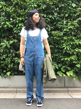「ALDIES（アールディーズ）のアイテム（サロペット/オーバーオール）」を使った、モジャ子さん（レディース・165cm）の夏コーディネート