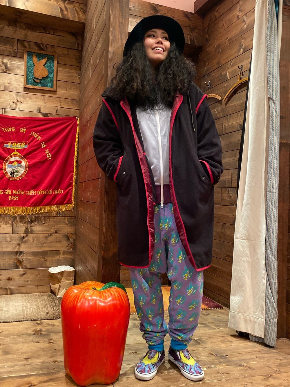 「ALDIES、カジュアルコーデ、カジュアル、ラフ、ラクチンコーデ、ミリタリー、フリース、スウェット」｜「ALDIESのFleece Military Coat / フリースミリタリーコート（ミリタリージャケット、ブラック系）」を使った、モジャ子さん（レディース・165cm）の冬コーディネートの1枚目の写真