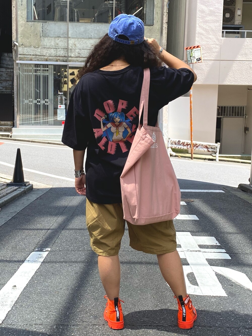 「ALDIES、ラクチンコーデ、パンツスタイル、今日のコーデ、休日スタイル、夏、カジュアル、ラフ、カジュアルコーデ、ootd」｜「ALDIESのSnake Bone Cap / スネークボーンキャップ（キャップ、ブルー系）」を使った、モジャ子さん（レディース・165cm）の夏コーディネートの1枚目の写真