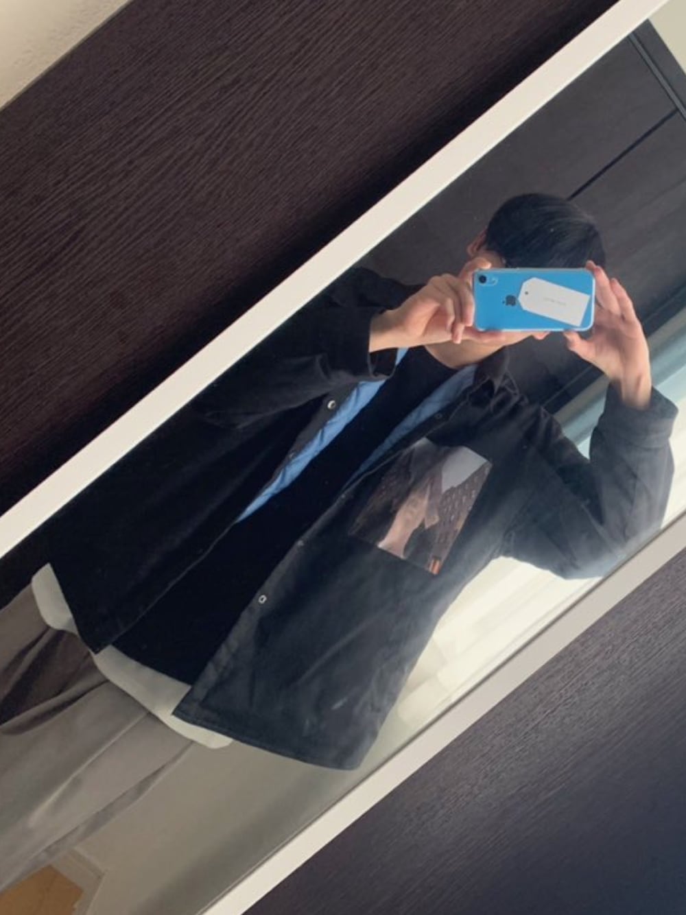 「シンプルコーデ、おしゃれさんと繋がりたい、オーバーサイズ、ビッグシルエット、remer、はらぺこ商店、ベージュ、春アウター、スラックス、塾」｜「harapeco商店のアイテム（ジャケット/アウター、ブラック系）」を使った、super cellさん（メンズ・171cm）の春コーディネートの1枚目の写真