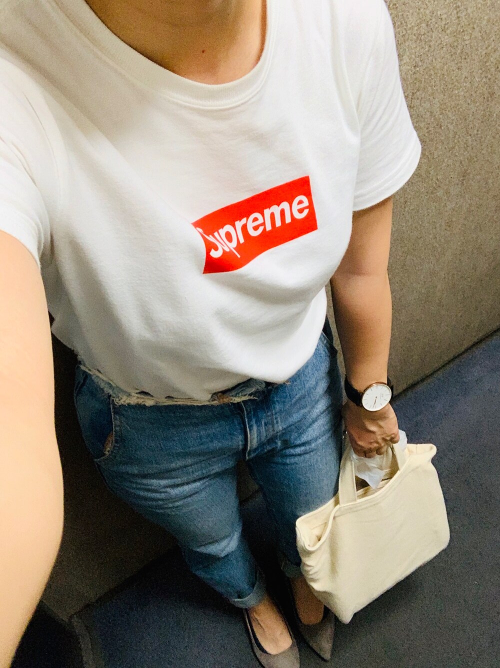 「カジュアルコーデ、ラクチンコーデ、シンプルコーデ、低身長コーデ、白、デニムパンツ」｜「TODAYFULのBENNY'sデニム（デニムパンツ、ブルー系）」を使った、mana**さん（レディース・150cm）の夏コーディネートの1枚目の写真