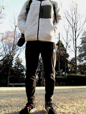 「DEAR LAUREL（ディアローレル）のアイテム」を使った、あーじゃすさん（メンズ・165cm）の冬コーディネート