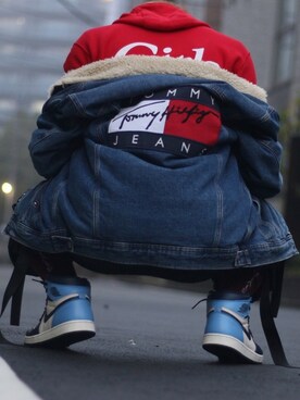 「TOMMY HILFIGER（トミーヒルフィガー）のアイテム（デニムジャケット）」を使った、あーじゃすさん（メンズ・165cm）の冬コーディネート