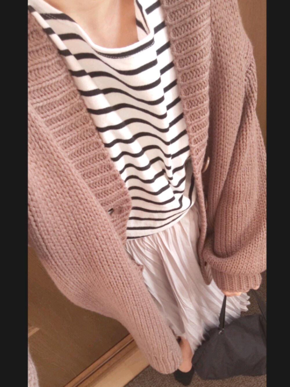 「秋、シンプル、大人カジュアル」｜「LOWRYS FARMのＵＳＡボーダーＬＳ　823889（Tシャツ/カットソー、ホワイト系）」を使った、たんままさん（レディース・152cm）の秋コーディネートの1枚目の写真