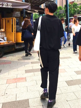 「ブラックブラック」｜Motomenさん（メンズ・183cm）の夏コーディネート