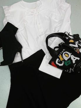 「DRES（ドレス）のアイテム」を使った、dresandmorestaffさん（レディース・164cm）の秋コーディネート