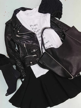 「DRES（ドレス）のアイテム」を使った、dresandmorestaffさん（レディース・164cm）の秋コーディネート