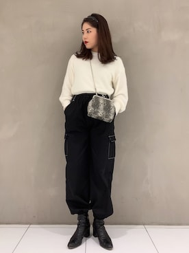 「WEGO（ウィゴー）のWEGO/カーゴポケットパンツ（その他パンツ、ブラック系）」を使った、niiyanatsumiさん（レディース・162cm）の秋コーディネート