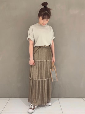 「WEGO（ウィゴー）のWEGO/USAコットンルーズスリットビッグシルエットTシャツ（Tシャツ/カットソー、ベージュ系）」を使った、niiyanatsumiさん（レディース・162cm）の夏コーディネート