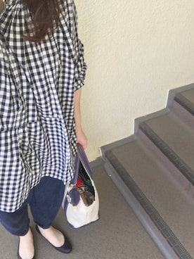 「ノーカラーシャツ」｜「アイテム（バレエシューズ）」を使った、800さん（レディース・158cm）の春コーディネート