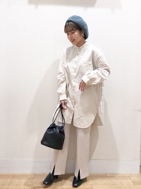 「オールホワイト」｜「アイテム（ハンチング/ベレー帽）」を使った、miraiさん（レディース・156cm）の秋コーディネート