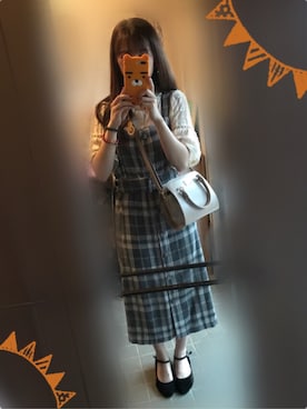 「GRL（グレイル）のアイテム（ジャンパースカート、ブラック系）」を使った、えりさん（レディース）の秋コーディネート
