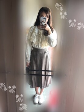「no brand（ノーブランド）のアイテム（シャツ/ブラウス、ホワイト系）」を使った、えりさん（レディース）の春コーディネート