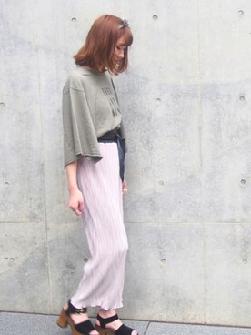 「NICE CLAUP（ナイスクラップ）のアイテム（パンツ）」を使った、𝑚 𝑖 𝑠 𝑎 𝑡 𝑜さん（レディース・161cm）の春コーディネート