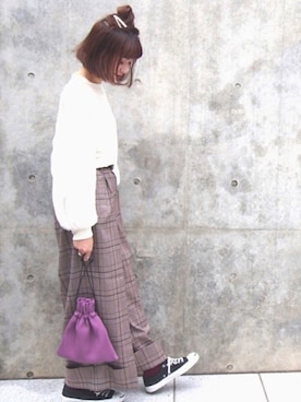 「NICE CLAUP（ナイスクラップ）のアイテム（スウェット）」を使った、𝑚 𝑖 𝑠 𝑎 𝑡 𝑜さん（レディース・161cm）の秋コーディネート