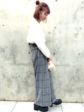 「NICE CLAUP（ナイスクラップ）のアイテム（パンツ）」を使った、𝑚 𝑖 𝑠 𝑎 𝑡 𝑜さん（レディース・161cm）の秋コーディネート