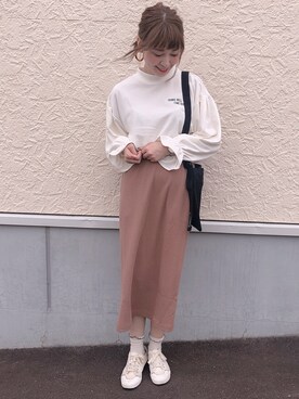 「NICE CLAUP（ナイスクラップ）のアイテム（スウェット）」を使った、𝑚 𝑖 𝑠 𝑎 𝑡 𝑜さん（レディース・161cm）の秋コーディネート
