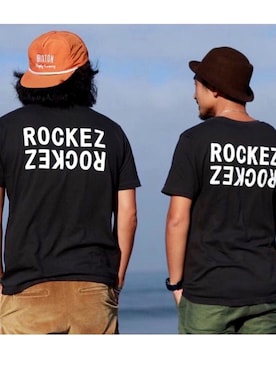 「ROCKEZのアイテム（Tシャツ/カットソー、ブラック系）」を使った、naouさん（レディース）の冬コーディネート