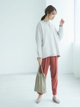 「カヌレバッグ」｜「アイテム（スウェット）」を使った、210nouveさん（レディース・165cm）の秋コーディネート