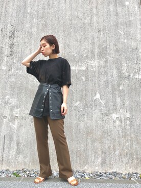 「Kastane（カスタネ）のレーヨンスラックスパンツ３（スラックス）」を使った、Ishida azusaさん（レディース・157cm）の春コーディネート