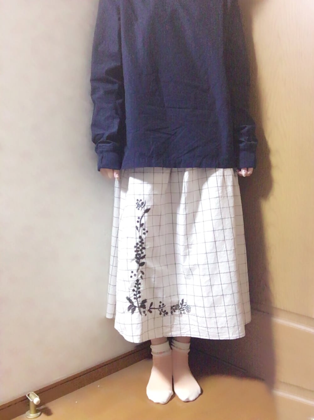 「無印良品、サマンサ モスモス(Samansa Mos2)、SM2、カメラ、おしゃれさんと繋がりたい、お洒落さんとつながりたい」｜「無印良品のアイテム（シャツ/ブラウス、ブルー系）」を使った、f u a ∴さん（レディース・162cm）の秋コーディネートの1枚目の写真