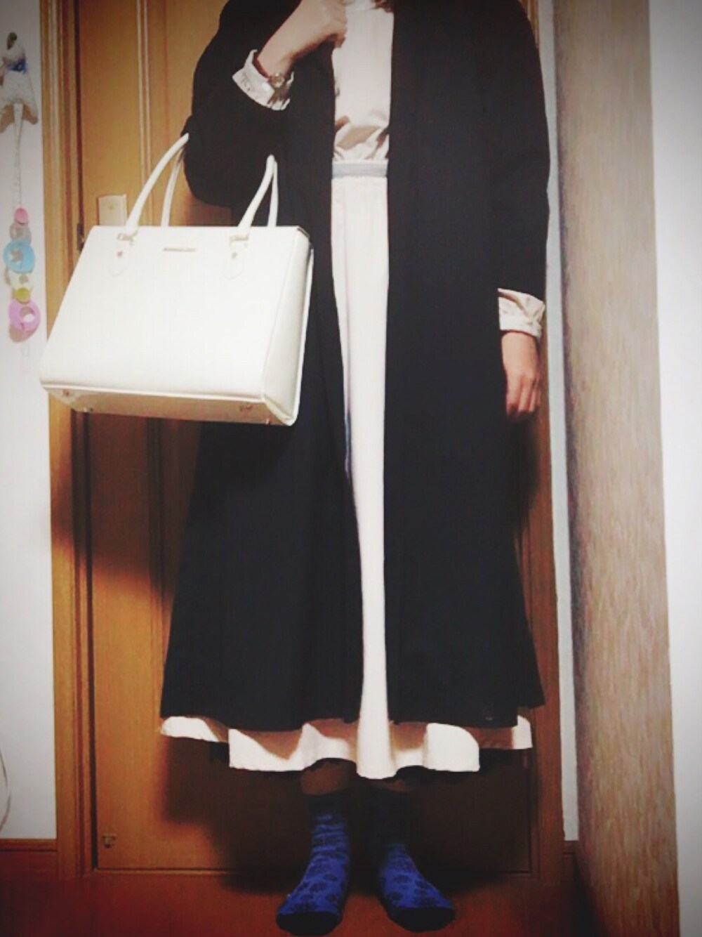 「おしゃれさんと繋がりたい、お洒落さんとつながりたい、古着、古着MIX、LEBECCA boutique」｜「LEBECCA boutiqueのアイテム（ワンピース、ベージュ系）」を使った、f u a ∴さん（レディース・162cm）の秋コーディネートの1枚目の写真