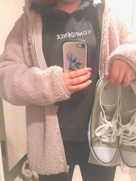 「UNIQLO（ユニクロ）のWOMEN ウルトラストレッチジーンズ（デニムパンツ）」を使った、コトさんさん（レディース・157cm）の秋コーディネート