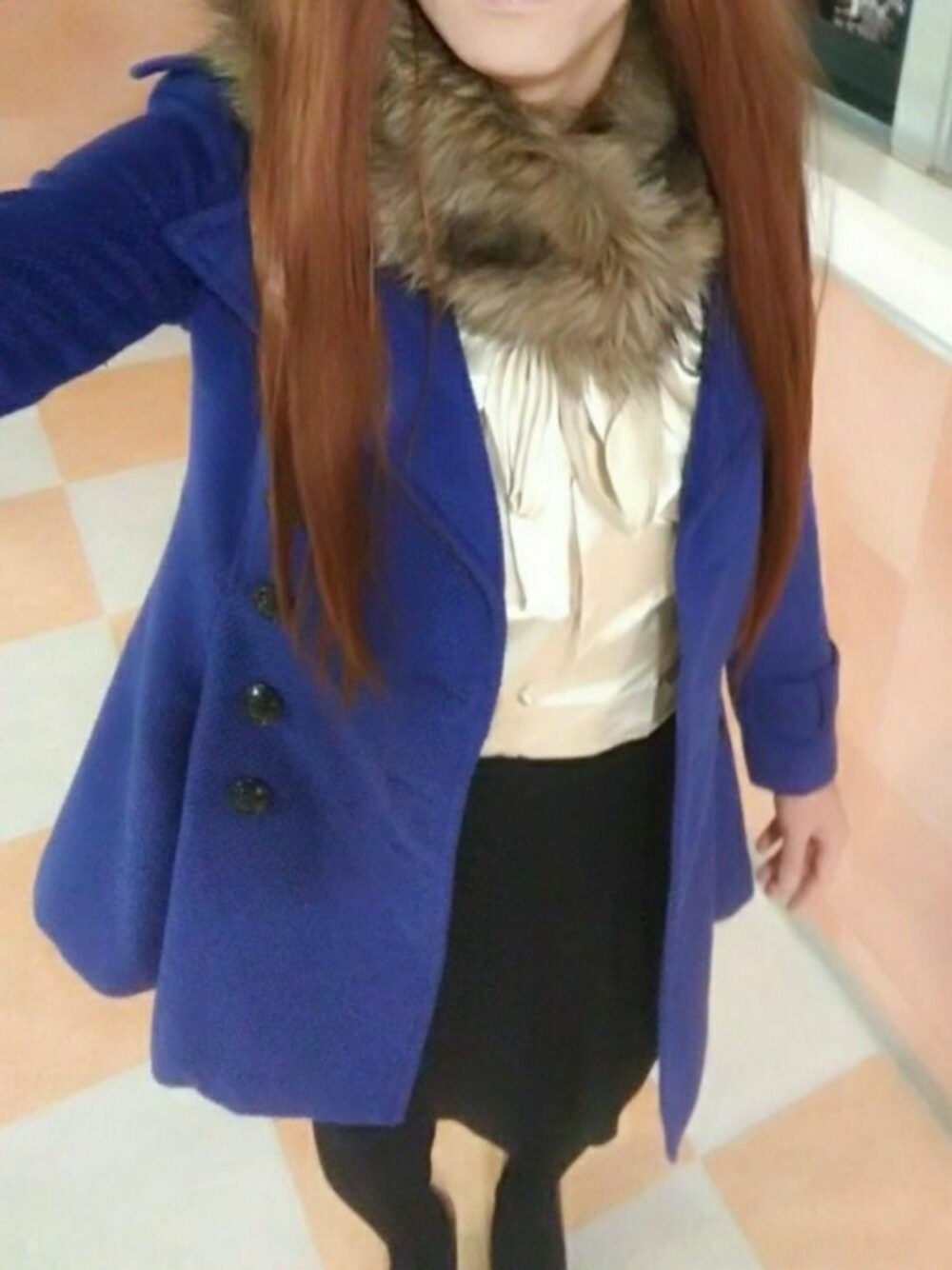 「CECIL McBEEのアイテム（ピーコート、ブルー系）」を使った、西村らんさん（メンズ・170cm）の春コーディネートの1枚目の写真