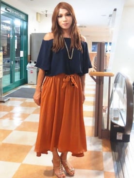 「AVAN LILY（アヴァンリリィ）のアイテム」を使った、西村らんさん（メンズ・170cm）の秋コーディネート