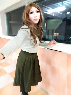 「CECIL McBEE（セシルマクビー）のアイテム（スカート）」を使った、西村らんさん（メンズ・170cm）の冬コーディネート