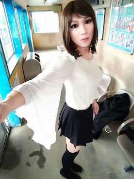 「AS KNOW AS PINKY（アズノゥアズピンキー）のアイテム」を使った、西村らんさん（メンズ・170cm）の春コーディネート