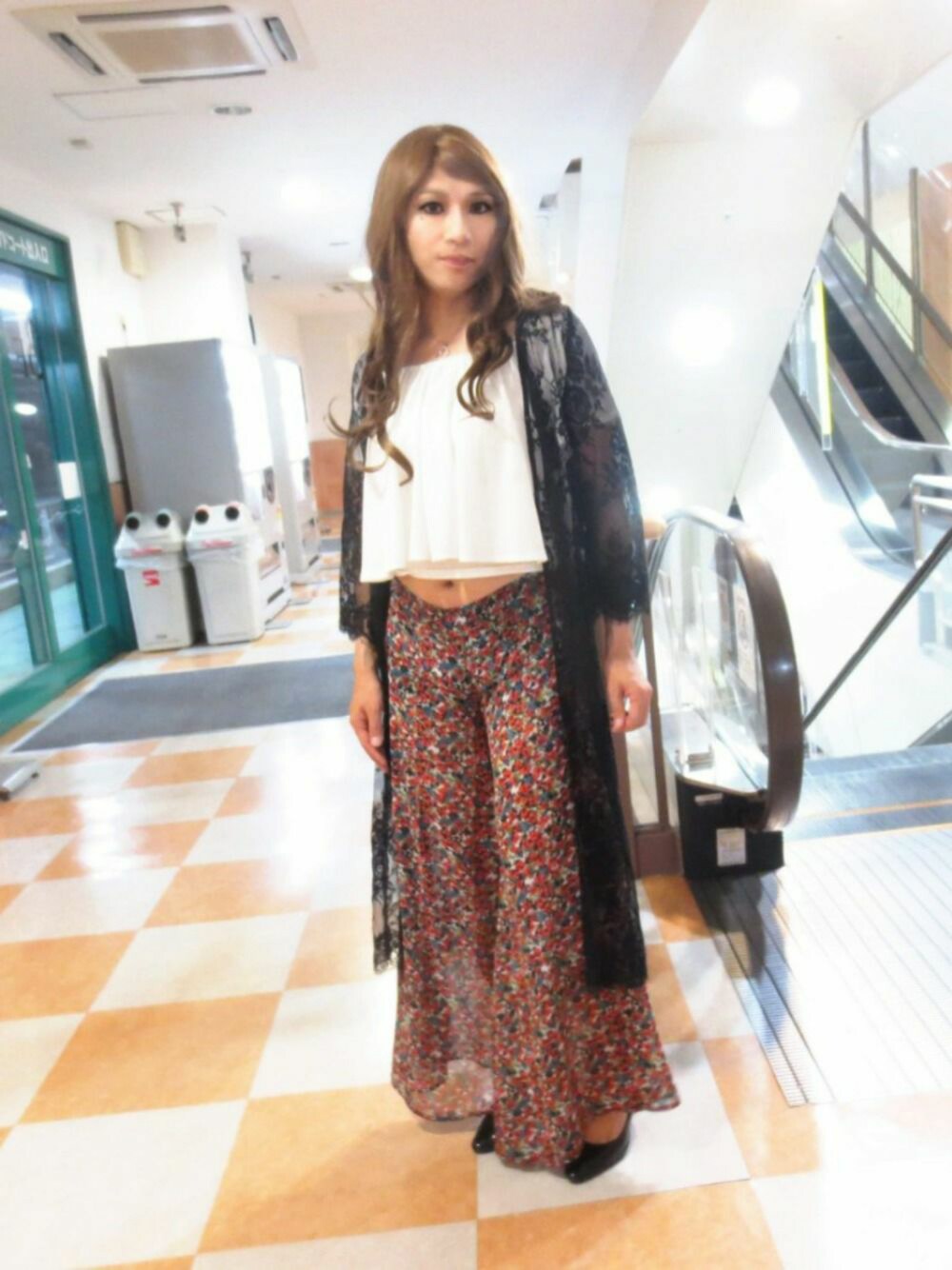 「INGNI、ワイドパンツ、夏コーデ、女装、RESEXXY、EGOIST、ローライズ、フレアトップス」｜「EGOISTのアイテム（その他パンツ、その他）」を使った、西村らんさん（メンズ・170cm）の春コーディネートの1枚目の写真