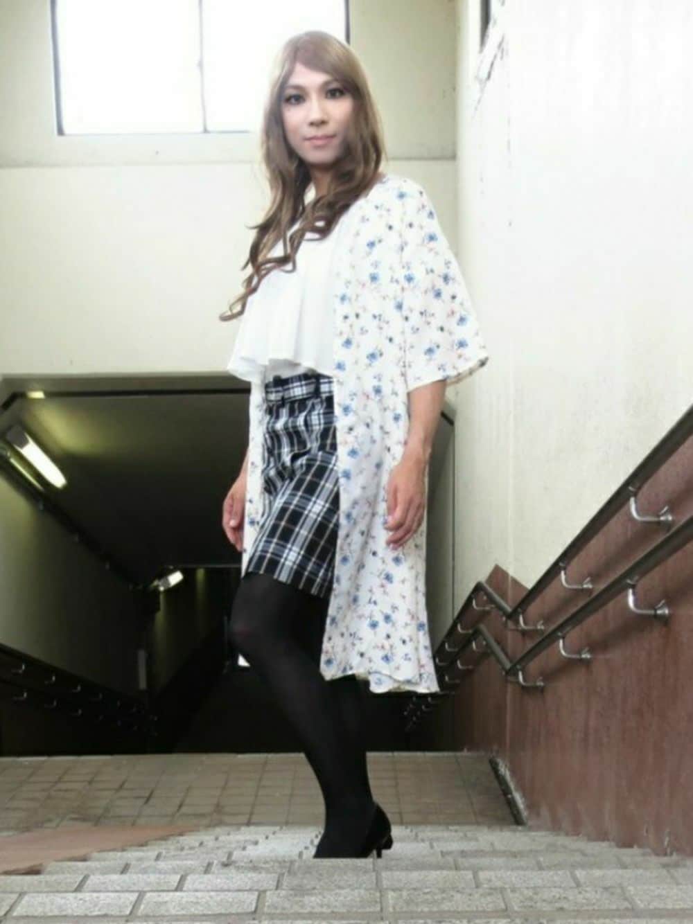 「夏コーデ、おしゃれさんと繋がりたい、オトナカジュアル、RESEXXY、INGNI、oneway、女装」｜「one wayのフレアスリーブ花柄ガウン（その他トップス、ホワイト系）」を使った、西村らんさん（メンズ・170cm）の夏コーディネートの1枚目の写真