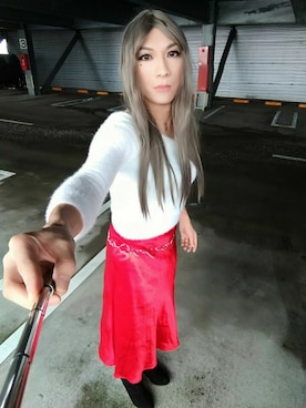 「H&M（エイチ・アンド・エム）のアイテム（スカート）」を使った、西村らんさん（メンズ・170cm）の冬コーディネート