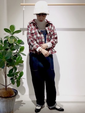 「アイテム（サロペット/オーバーオール）」を使った、Iwaさん（レディース・160cm）の秋コーディネート