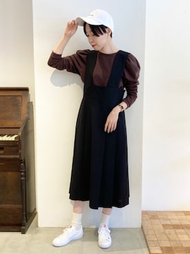 「アイテム（ジャンパースカート）」を使った、Iwaさん（レディース・160cm）の秋コーディネート