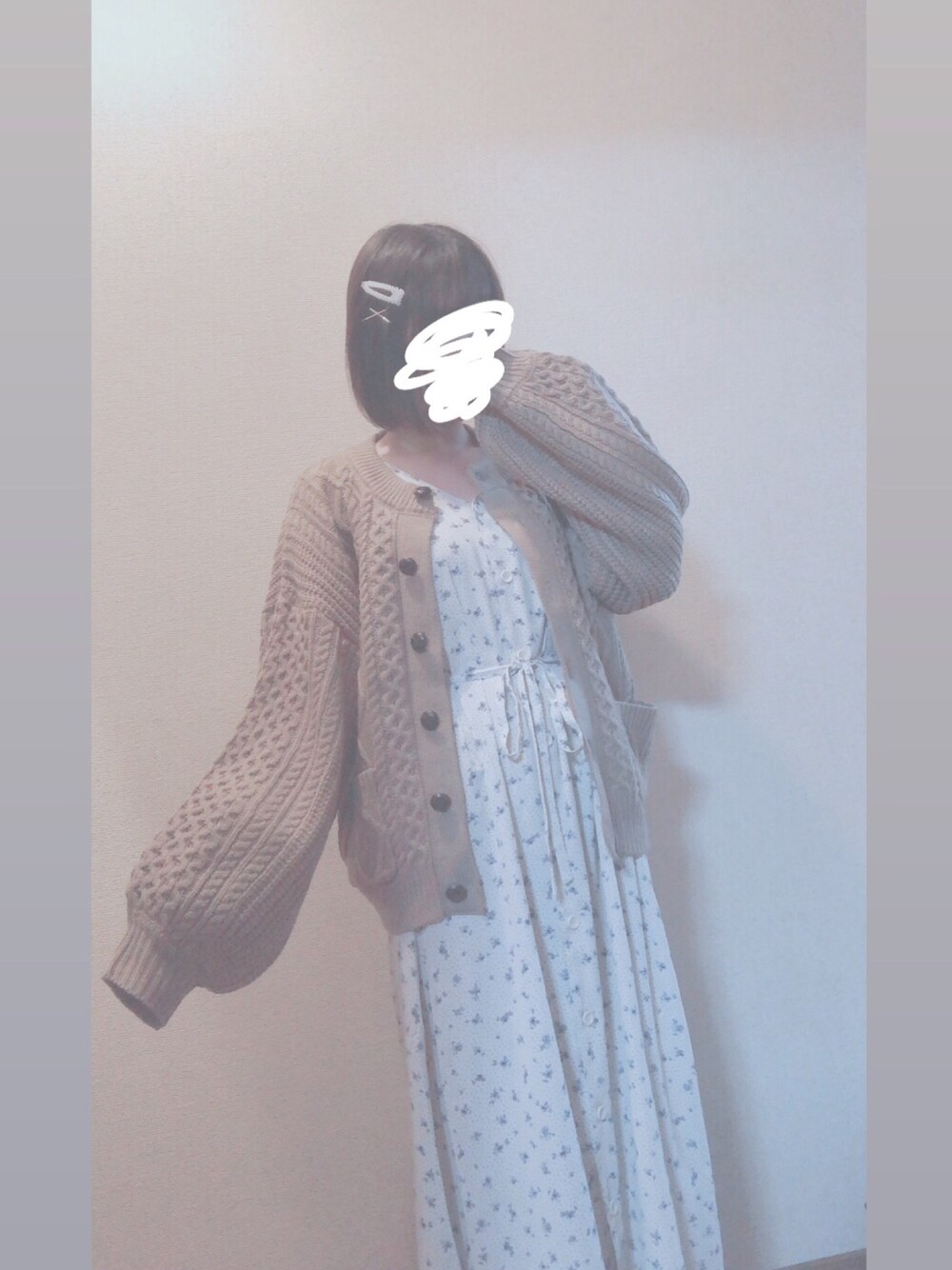 「ゆるコーデ、秋のコーデ、apresjour、GU」｜「GUのアイテム（ワンピース、ホワイト系）」を使った、papi さん（レディース・156cm）の秋コーディネートの1枚目の写真