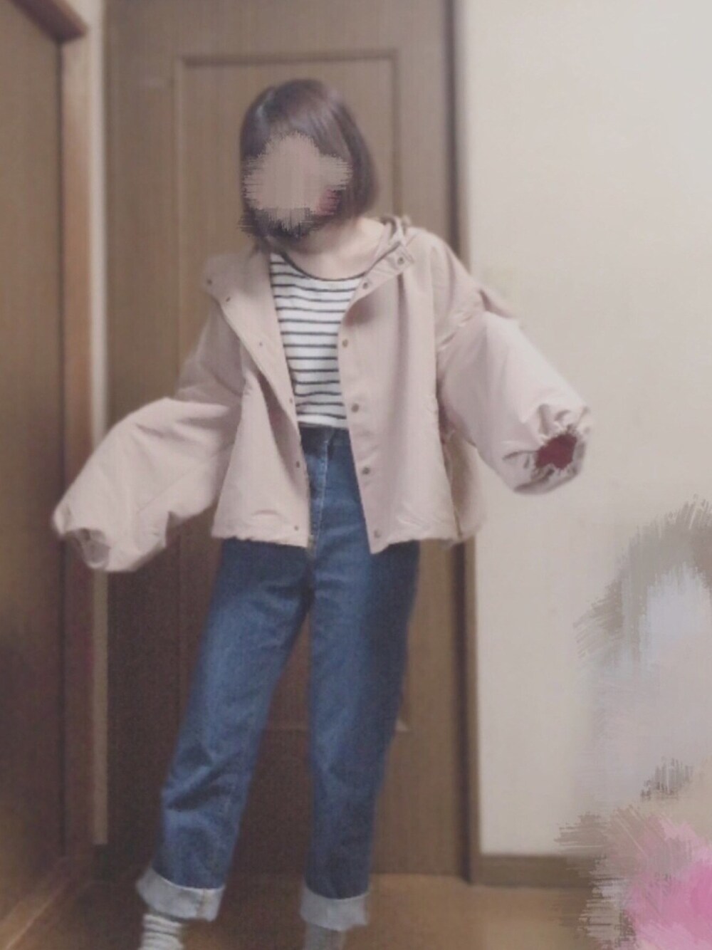 「シンプル、春コーデ、ビッグシルエット、デニム、apresjour、GU、grove」｜「apres jourの袖ボリュームマウンテンパーカー【ZOZOTOWN限定アイテム】（マウンテンパーカー、ベージュ系）」を使った、papi さん（レディース・156cm）の春コーディネートの1枚目の写真
