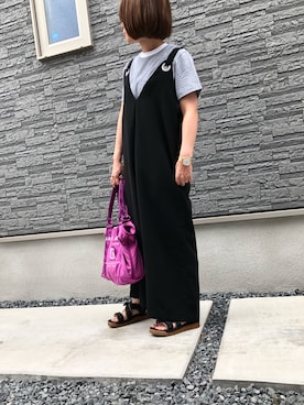 「SHAKA」｜「アイテム（サロペット/オーバーオール）」を使った、ティナさん（レディース・155cm）の夏コーディネート