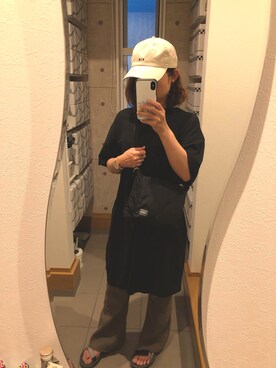 「ネイル」｜「アイテム（サンダル）」を使った、ティナさん（レディース・155cm）の夏コーディネート