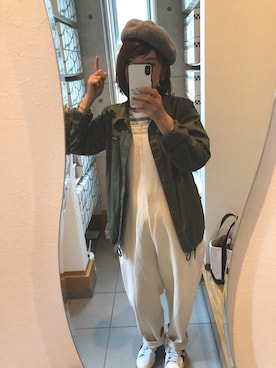 「コーチジャケット」｜「アイテム（サロペット/オーバーオール）」を使った、ティナさん（レディース・155cm）の秋コーディネート