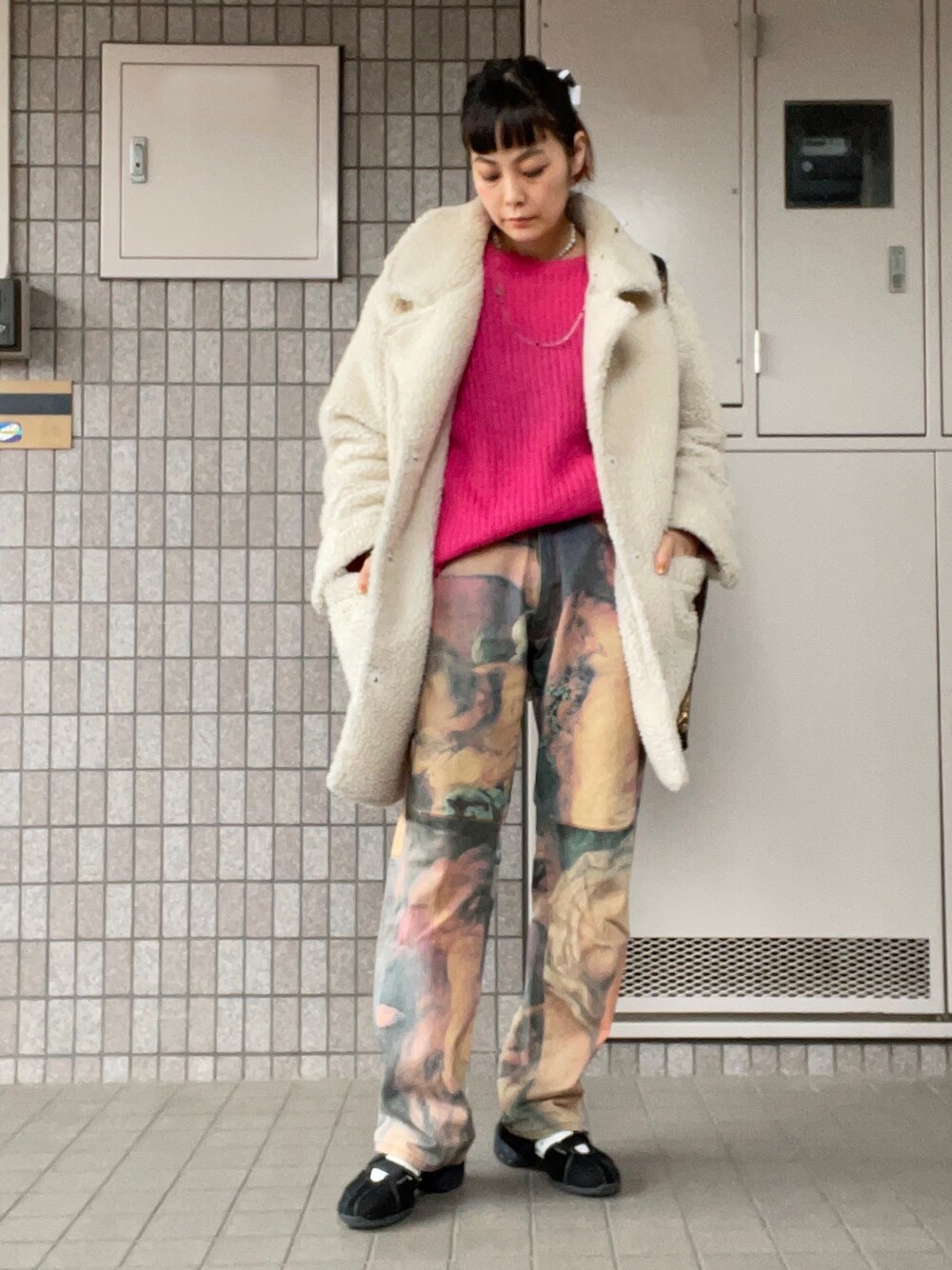 「ゆるコーデ、休日スタイル」｜「Vivienne Westwoodのアイテム（パンツ、その他）」を使った、Momoさん（レディース・160cm）の冬コーディネートの1枚目の写真