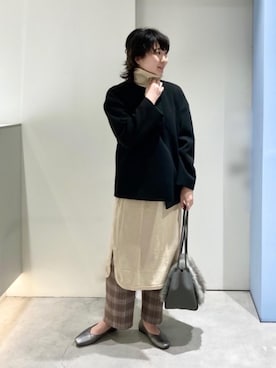 「リラックス」｜「アイテム（ノーカラーコート）」を使った、sugita_eさん（レディース・161cm）の秋コーディネート