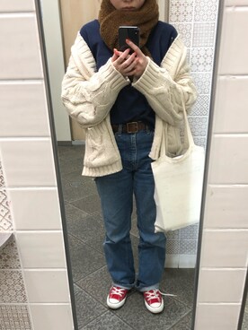 「in koreaのアイテム（カーディガン/ボレロ、ホワイト系）」を使った、🤳🏻さん（レディース・156cm）の冬コーディネート